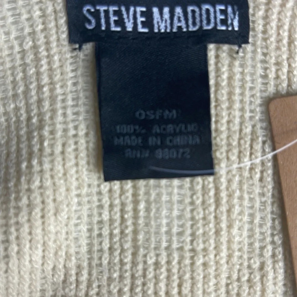 New Steve Madden Ivory Open Front Medallion Brushed Topper Cape/OSFM - Picture 9 of 10